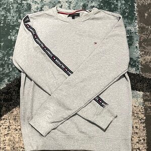 Tommy Hilfiger Light Gray Crewneck Sweater